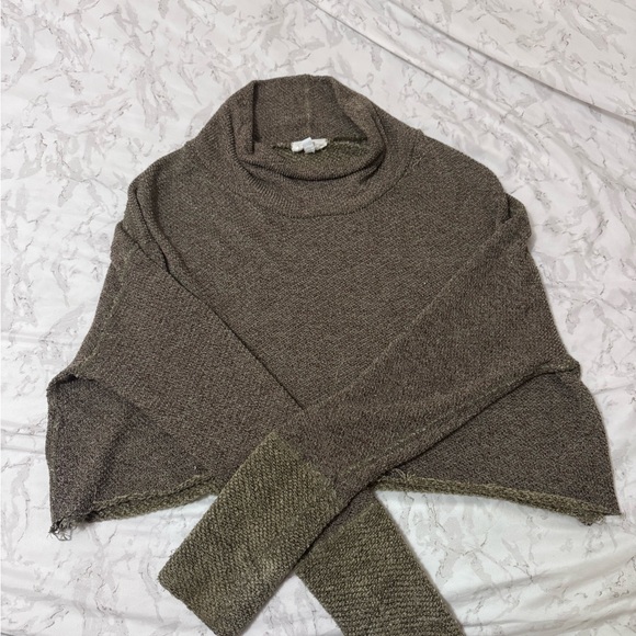 tribe kelly cropped sweater size small vguc no longer available on website - Picture 3 of 4